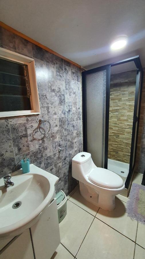 Hostal El Baltico カストロ エクステリア 写真