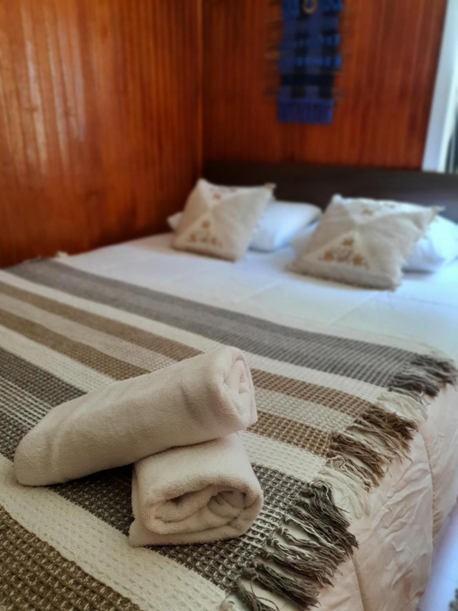 Hostal El Baltico カストロ エクステリア 写真