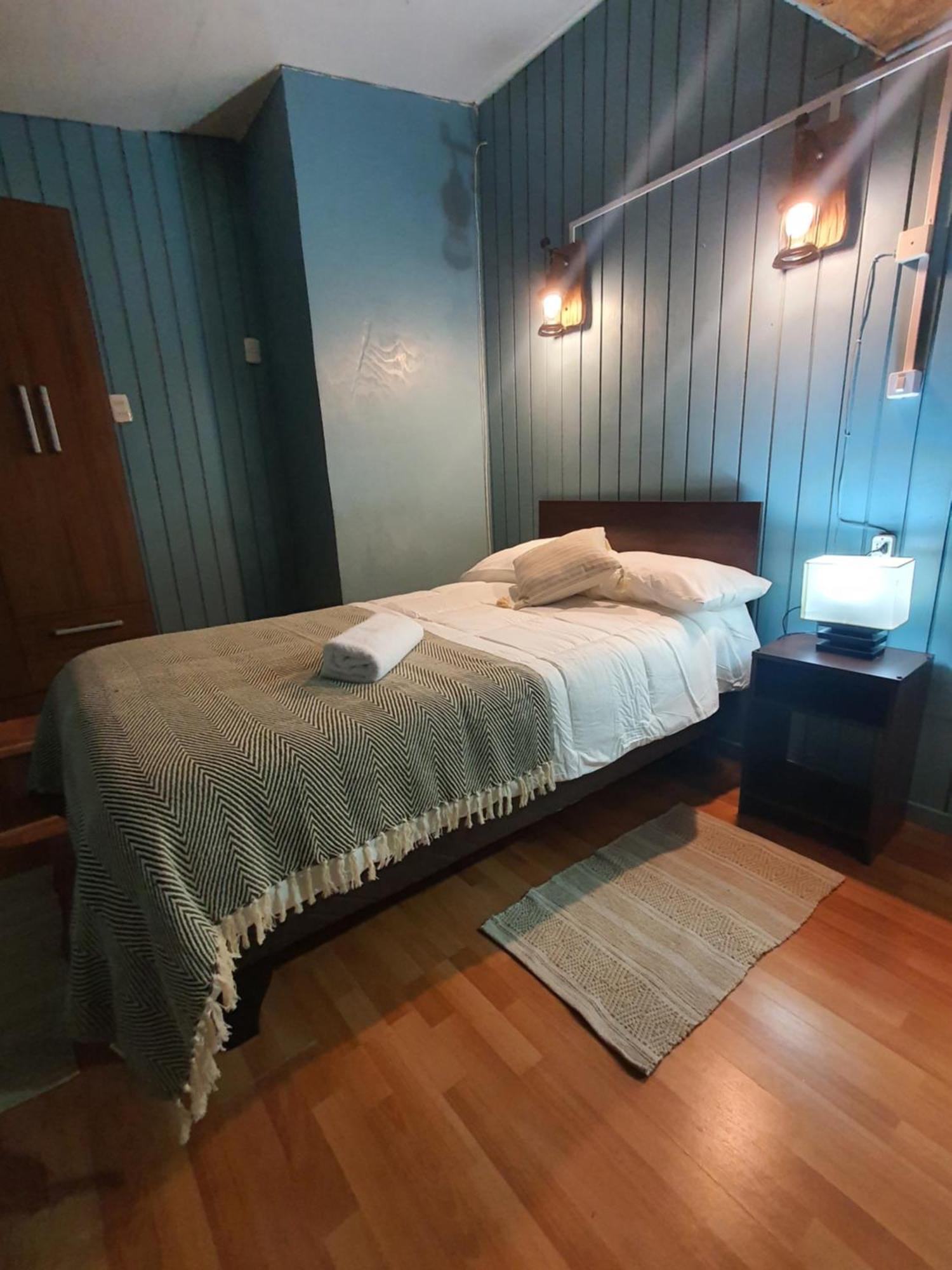 Hostal El Baltico カストロ エクステリア 写真