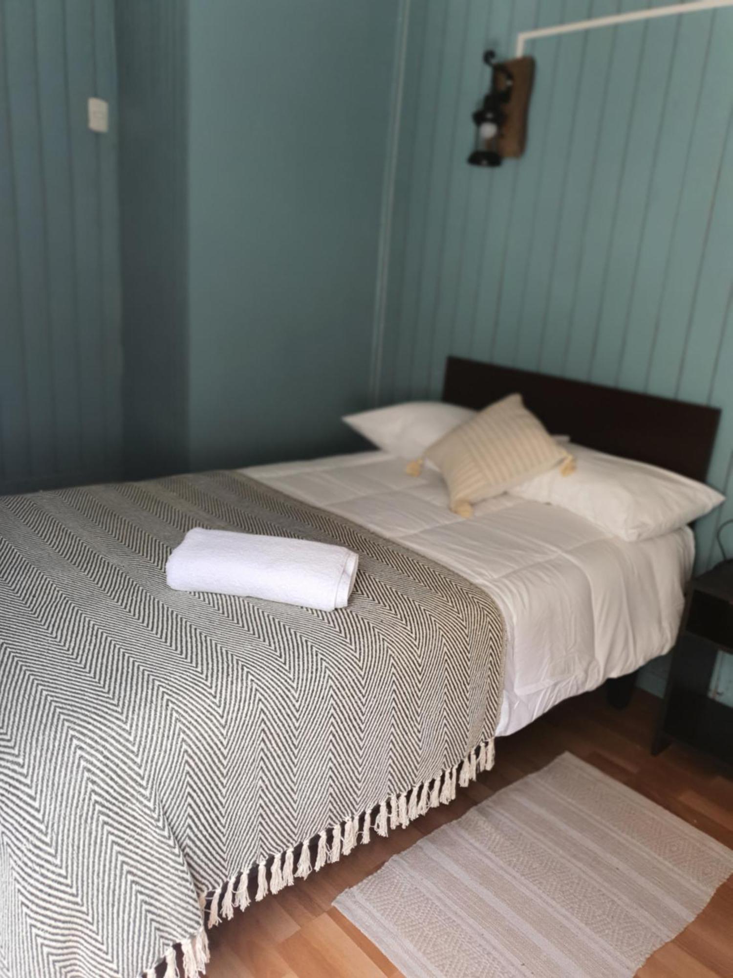 Hostal El Baltico カストロ エクステリア 写真